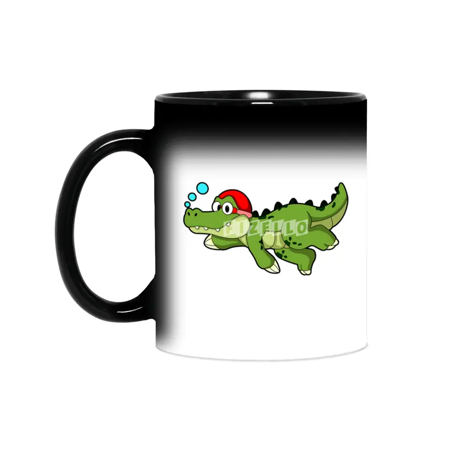 Dinosaur at Swimming under Water Sihirli Kupa