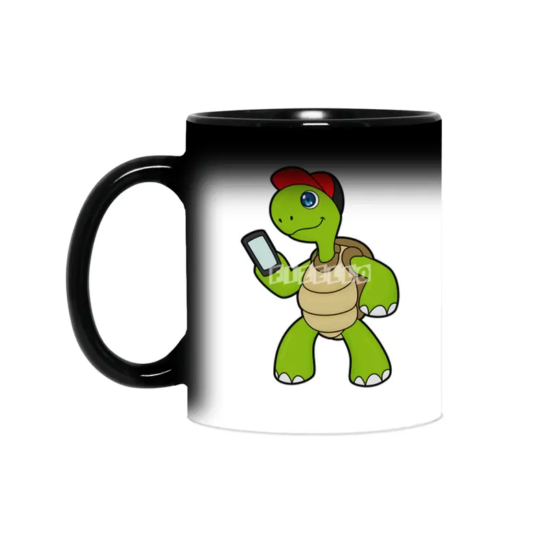 Turtle with Phone & Hat Sihirli Kupa