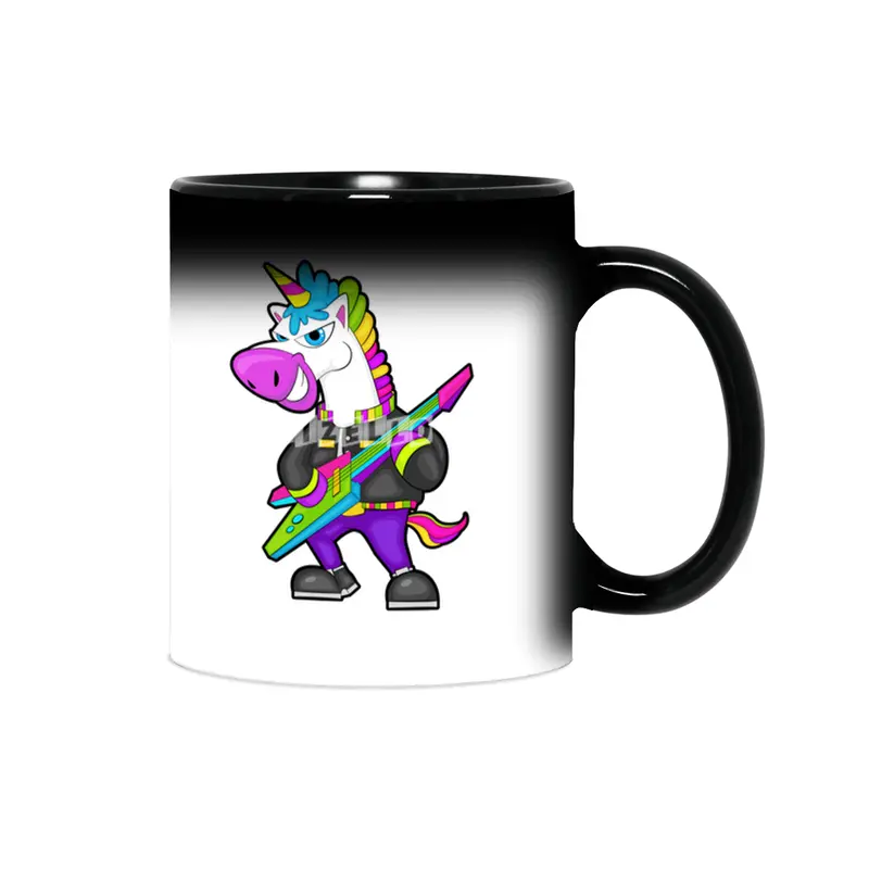 Unicorn as Musician with Guitar Sihirli Kupa