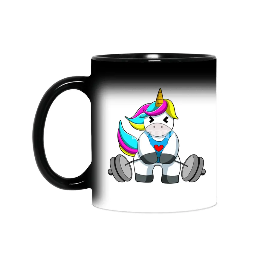 Unicorn at Strength training with Dumbbell Sihirli Kupa