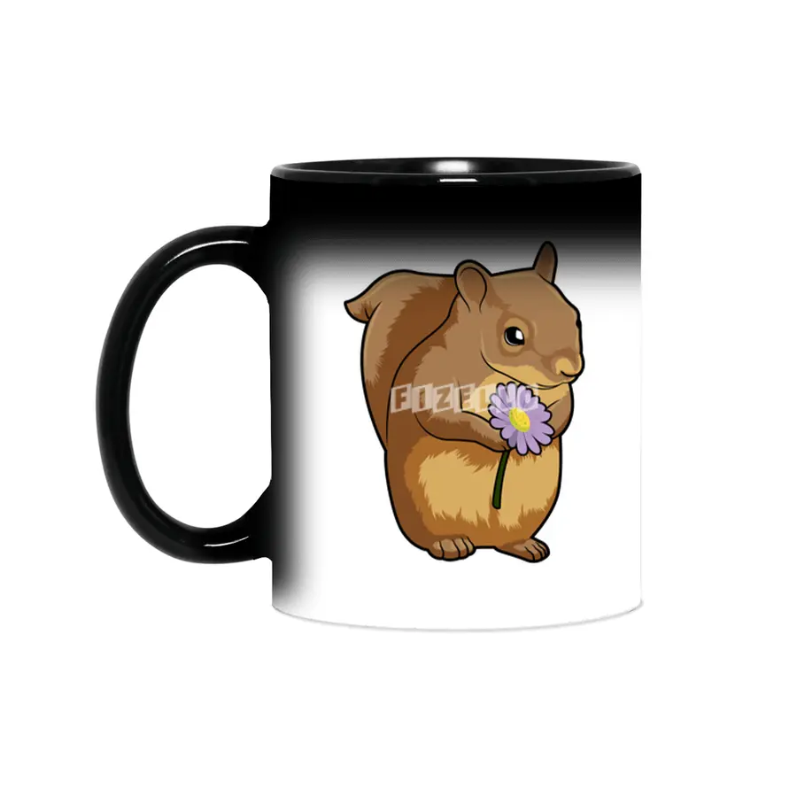 Squirrel with purple Flower Sihirli Kupa