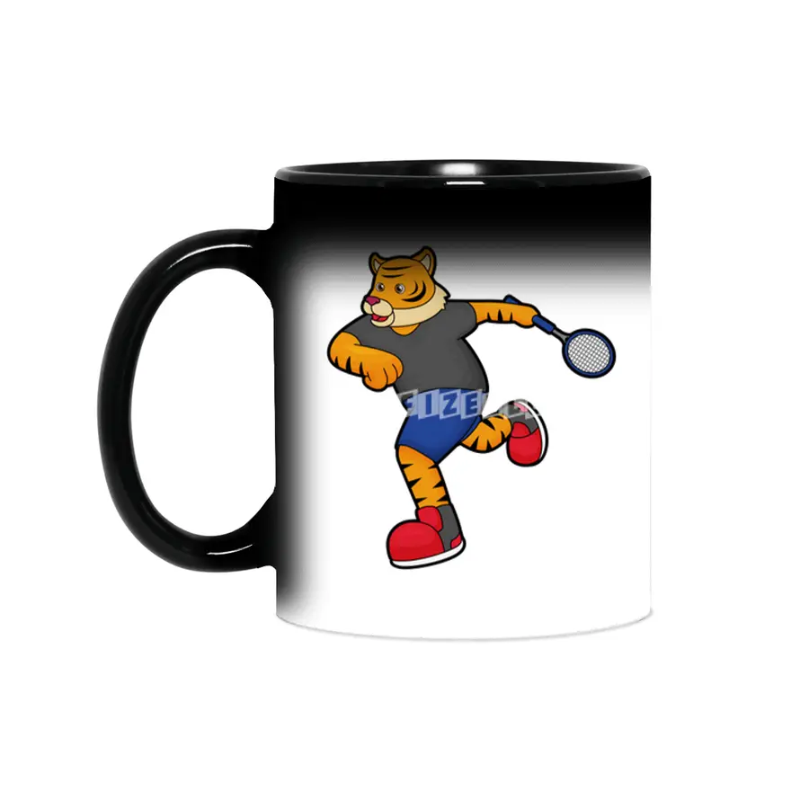 Tiger as Tennis player with Tennis racket Sihirli Kupa