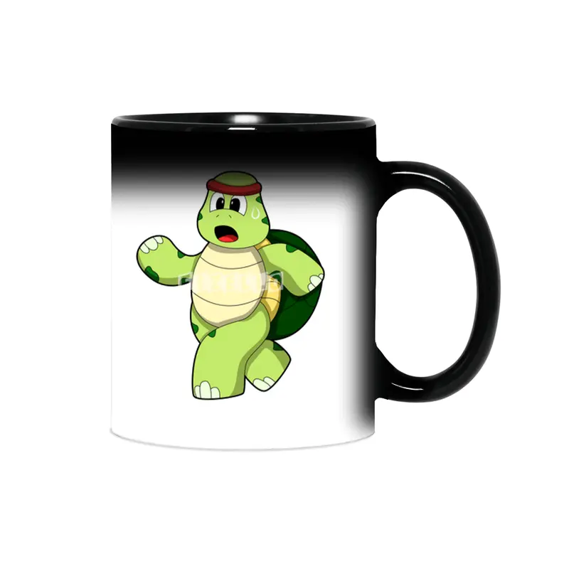 Turtle at Running with Headband Sihirli Kupa
