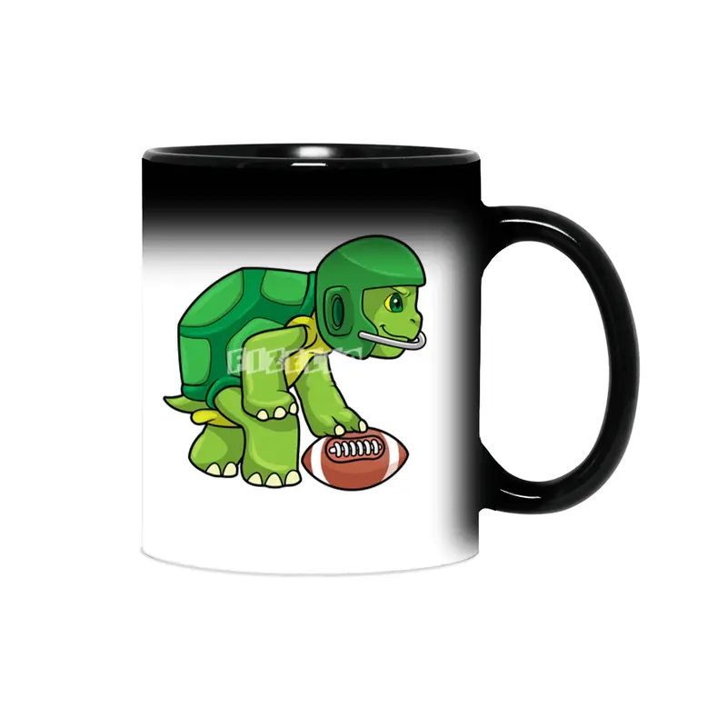 Turtle at Sports with Football & Helmet Sihirli Kupa