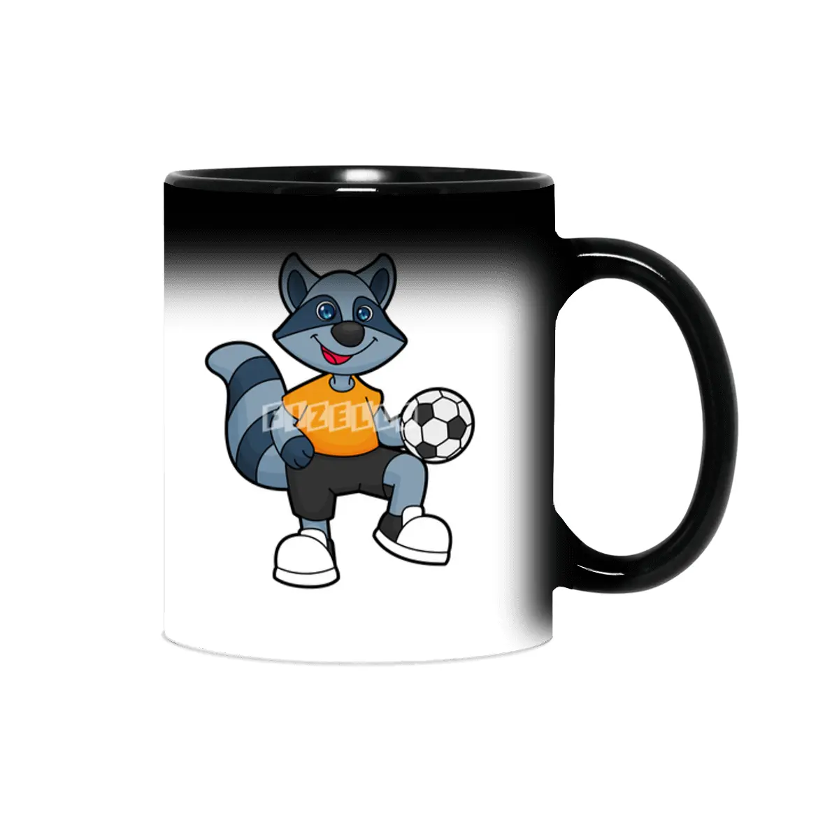 Racoon as Soccer player with Soccer ball Sihirli Kupa