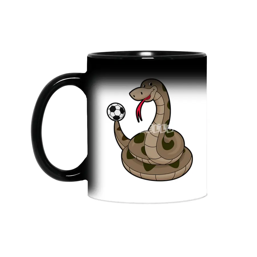 Snake as Soccer player with Soccer ball Sihirli Kupa