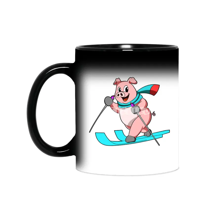 Pig as Skier with Skis Sihirli Kupa