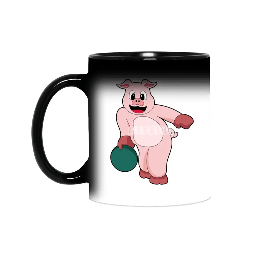 Pig at Bowling with Bowling ball Sihirli Kupa
