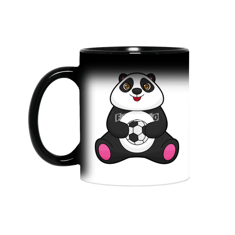 Panda as Soccer player with Soccer ball Sihirli Kupa