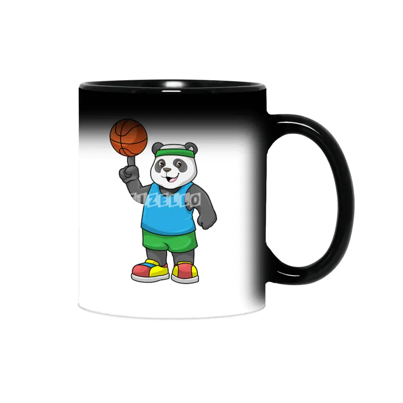 Panda at Sports with Basketball Sihirli Kupa