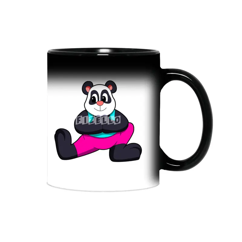 Panda at Yoga stretching exercises Sihirli Kupa