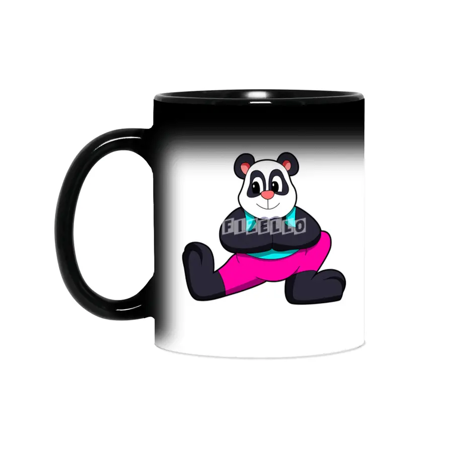 Panda at Yoga stretching exercises Sihirli Kupa