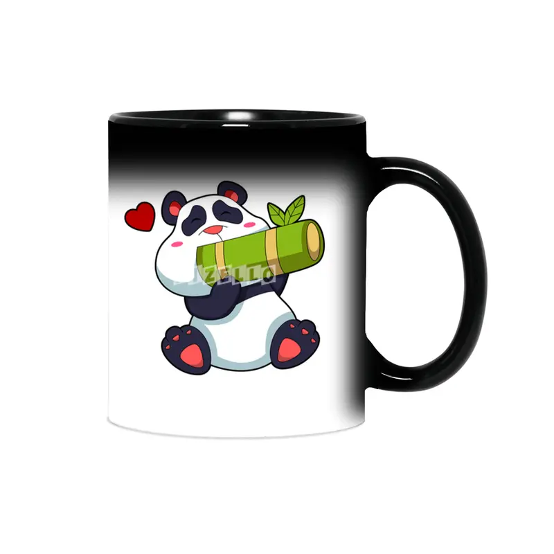 Panda with Bamboo & Heart Sihirli Kupa