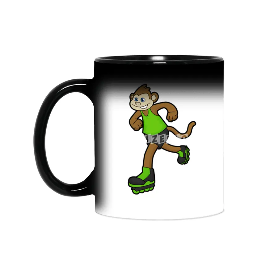 Monkey as Skater with Inline skates Sihirli Kupa