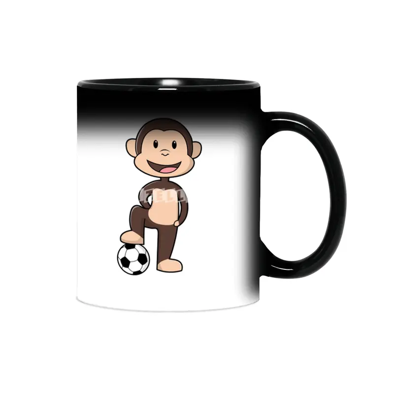 Monkey as Soccer player with Soccer ball Sihirli Kupa