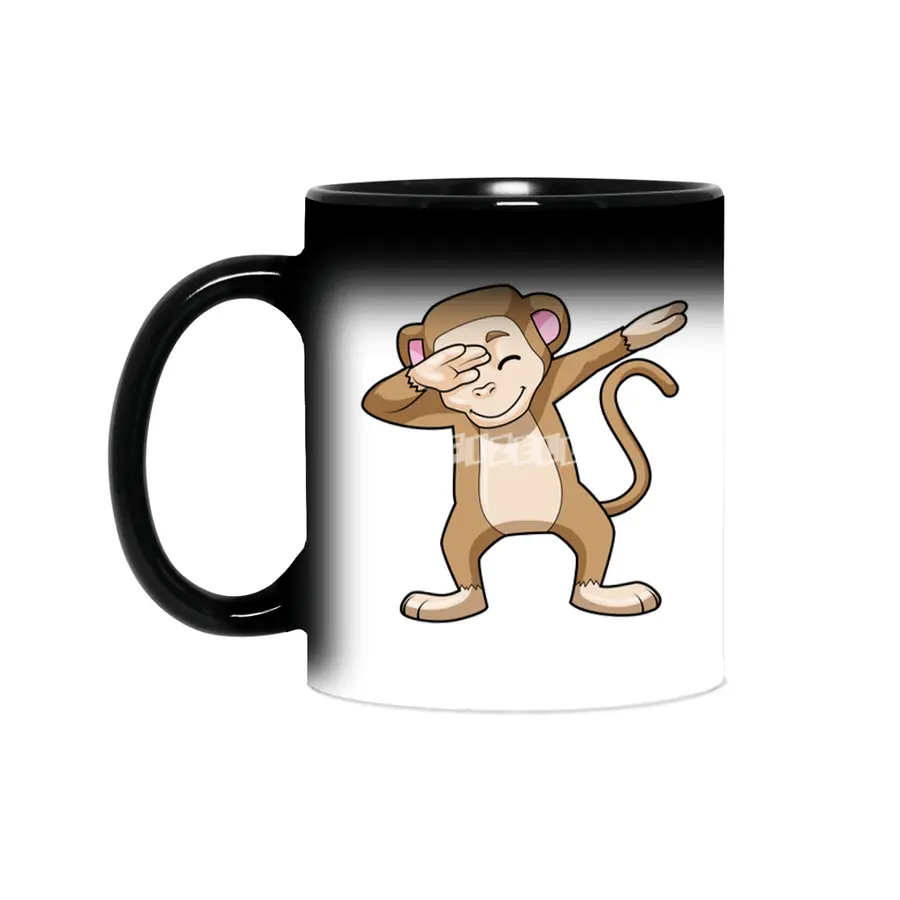 Monkey at Hip Hop Dance Dab Sihirli Kupa