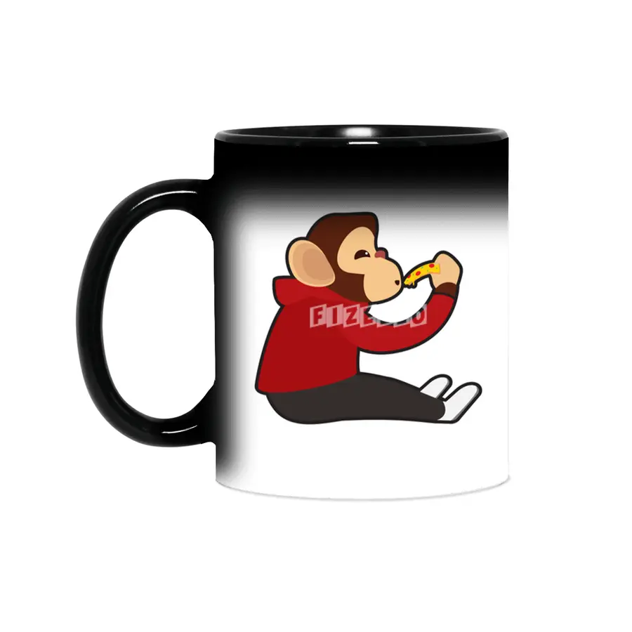 Monkey with Piece of Pizza Sihirli Kupa