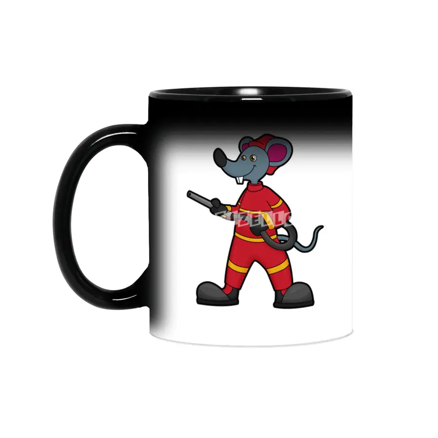 Mouse as Firefighter with Hose Sihirli Kupa