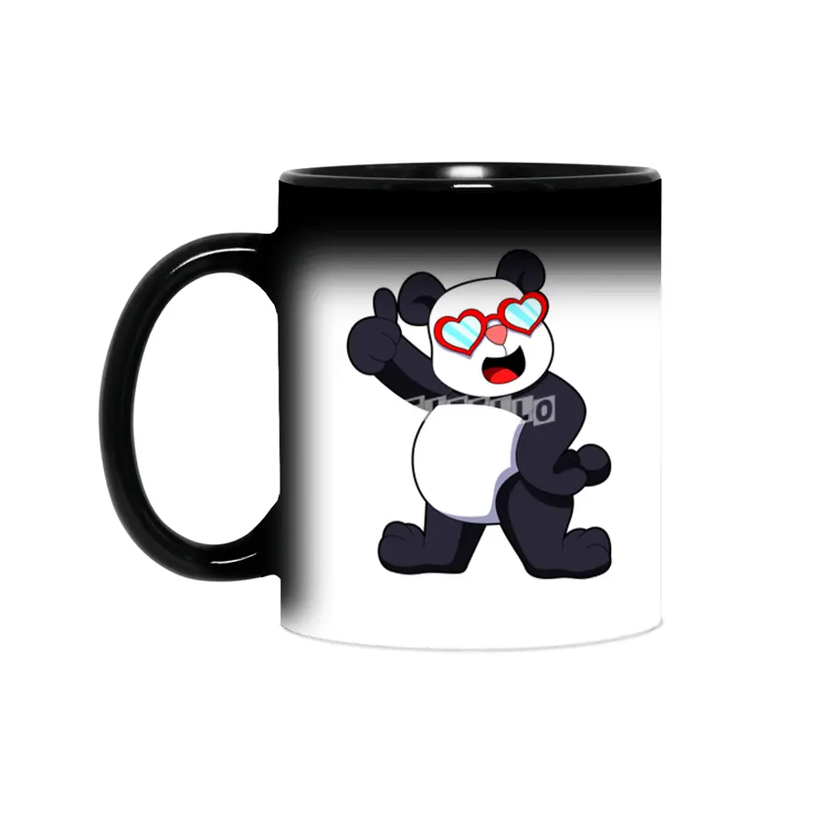 Panda with Heart as Glasses Sihirli Kupa
