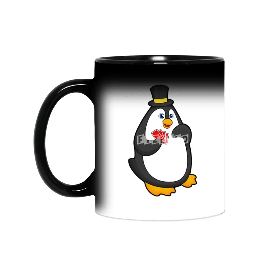 Penguin with Hat at Poker with Poker cards Sihirli Kupa