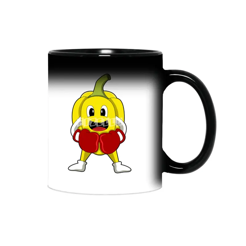 Pepper as Boxer with Boxing gloves Sihirli Kupa