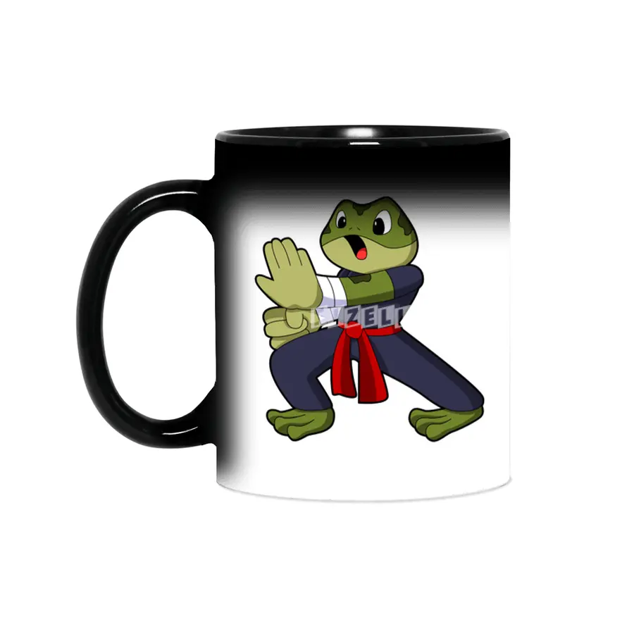 Frog at Martial arts Karate with Belt Sihirli Kupa