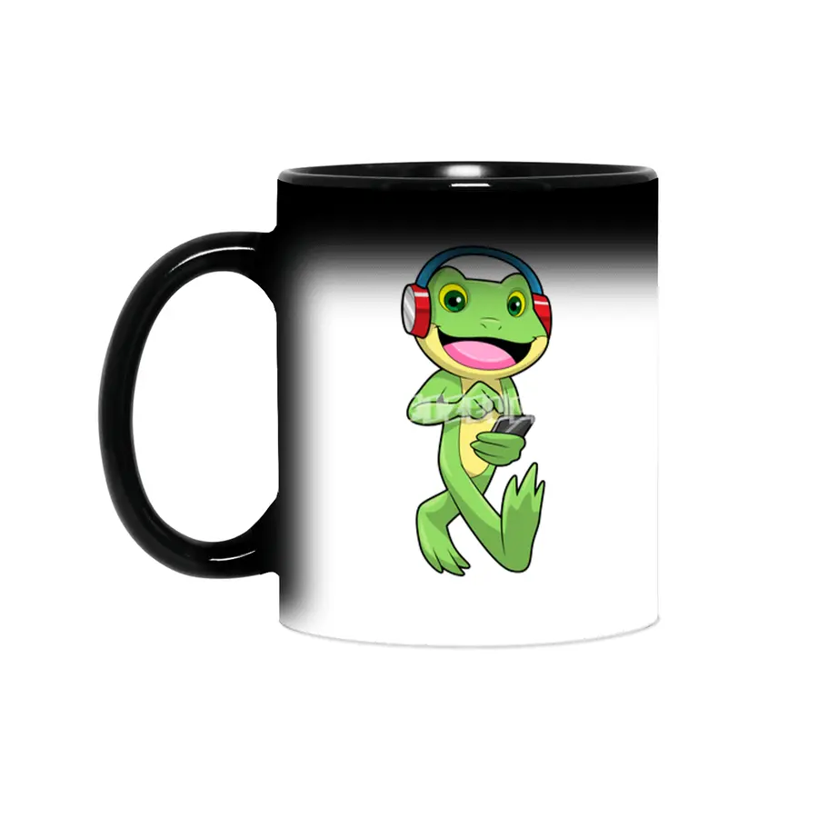 Frog at Music with Headphone Sihirli Kupa