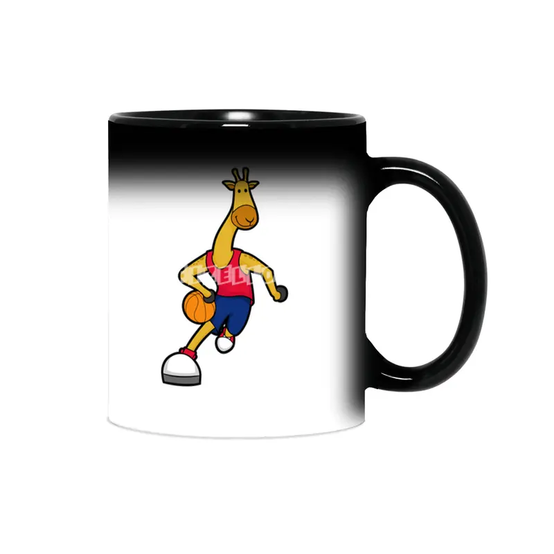 Giraffe as Basketball player with Basketball ball Sihirli Kupa