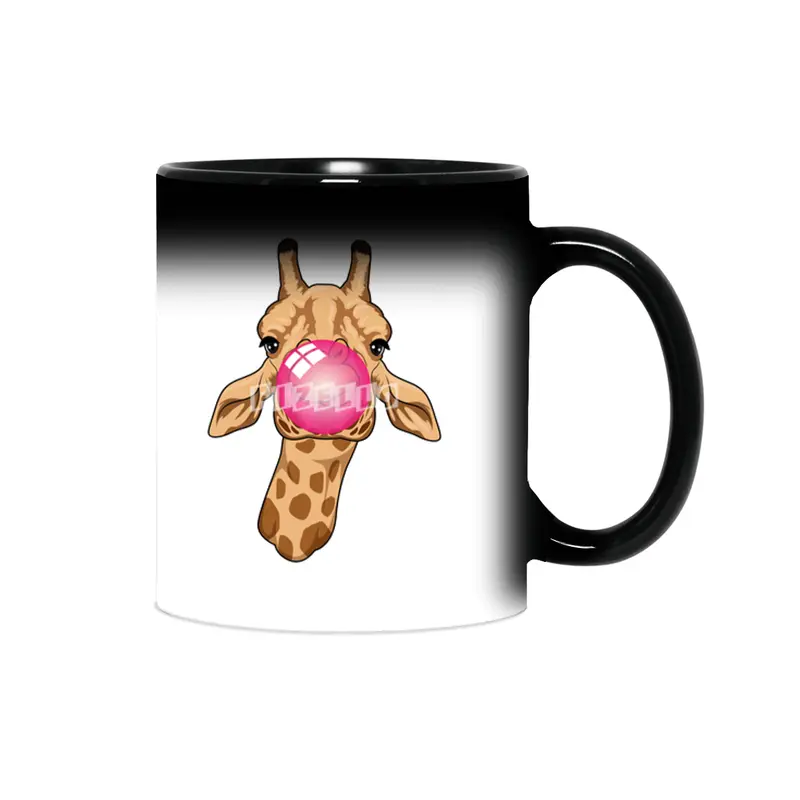 Giraffe with Bubblegum Sihirli Kupa