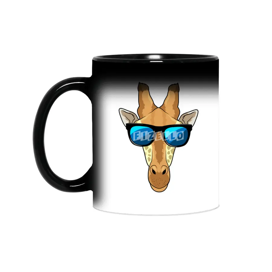 Giraffe with Sunglasses Sihirli Kupa