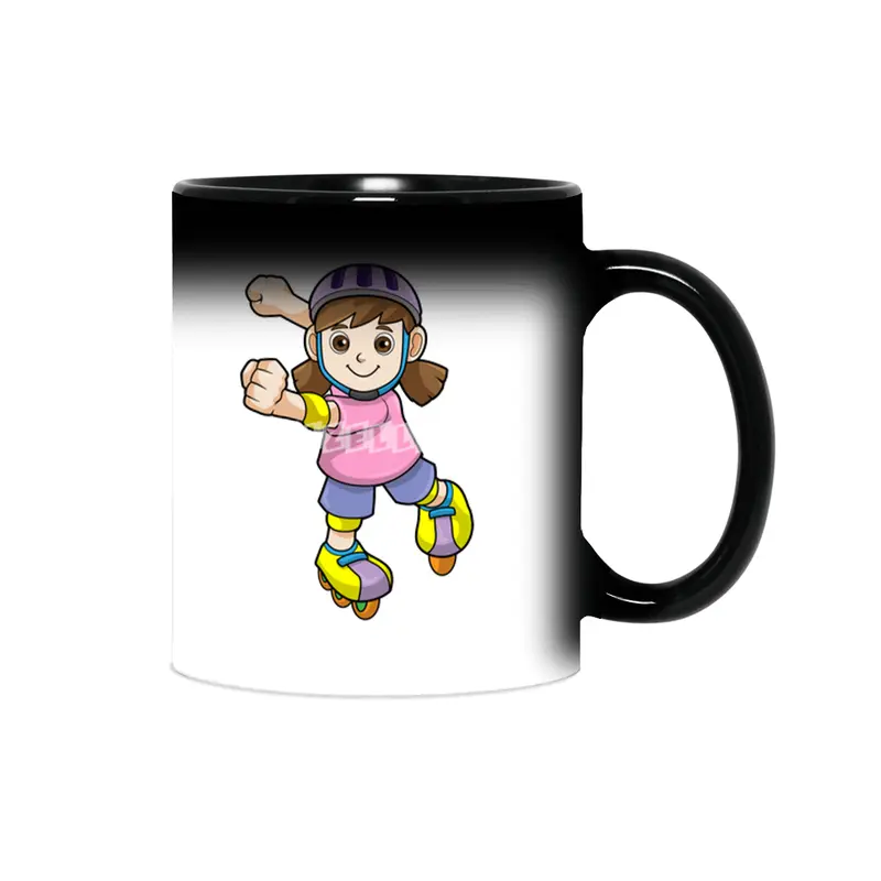 Girl as Skater with Inline skates & Helmet Sihirli Kupa