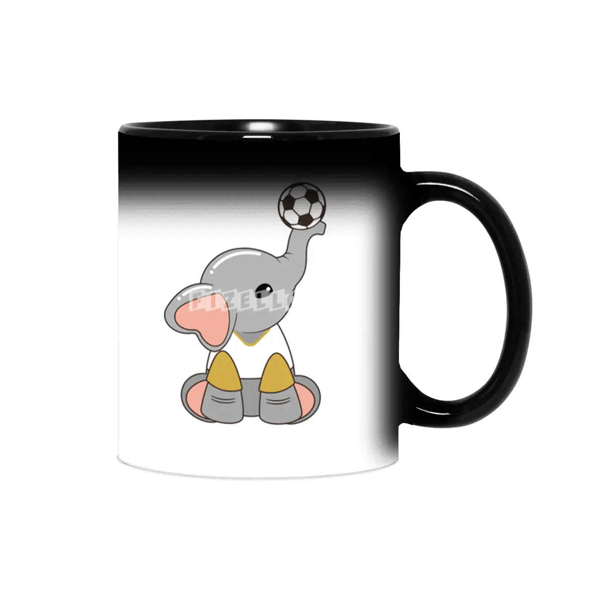 Elephant as Soccer player with Soccer ball Sihirli Kupa