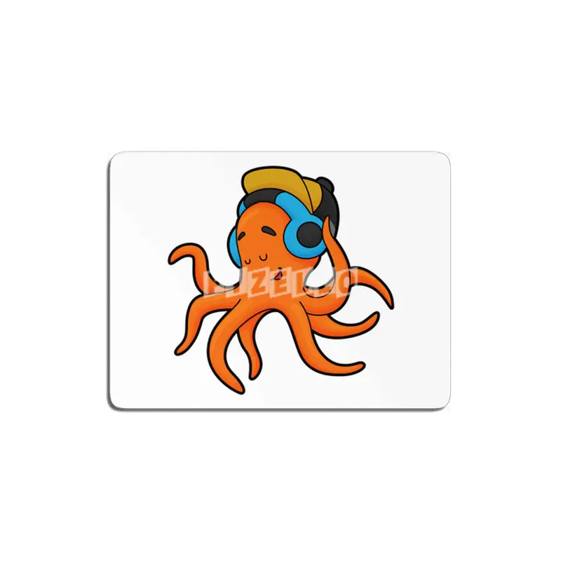 Octopus at Music with Headphone MDF Tablo