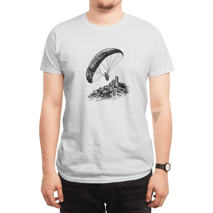 Spiraling above the Church - Paragliding Spor T-Shirt