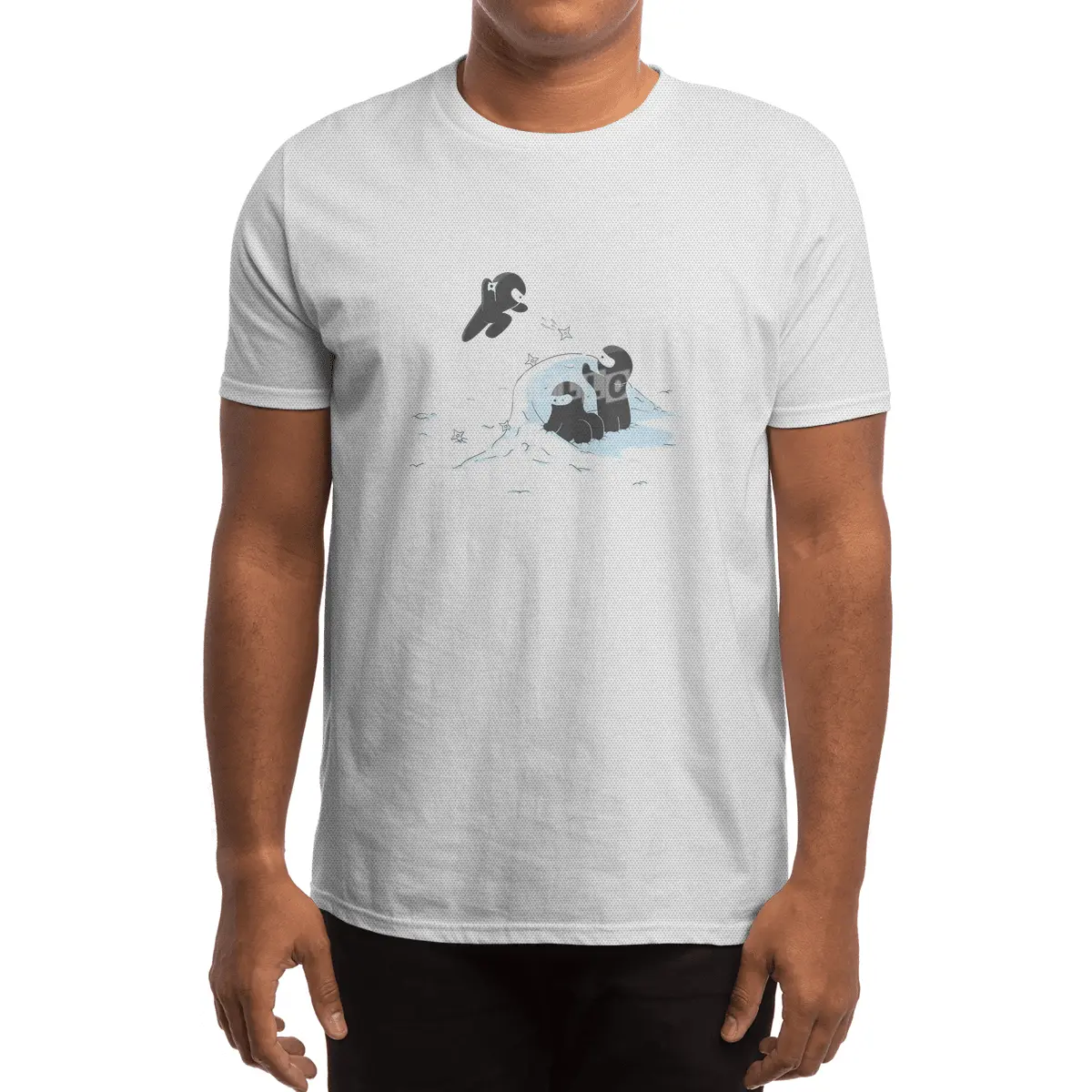 Ninjas don't camoflage well in winter Spor T-Shirt