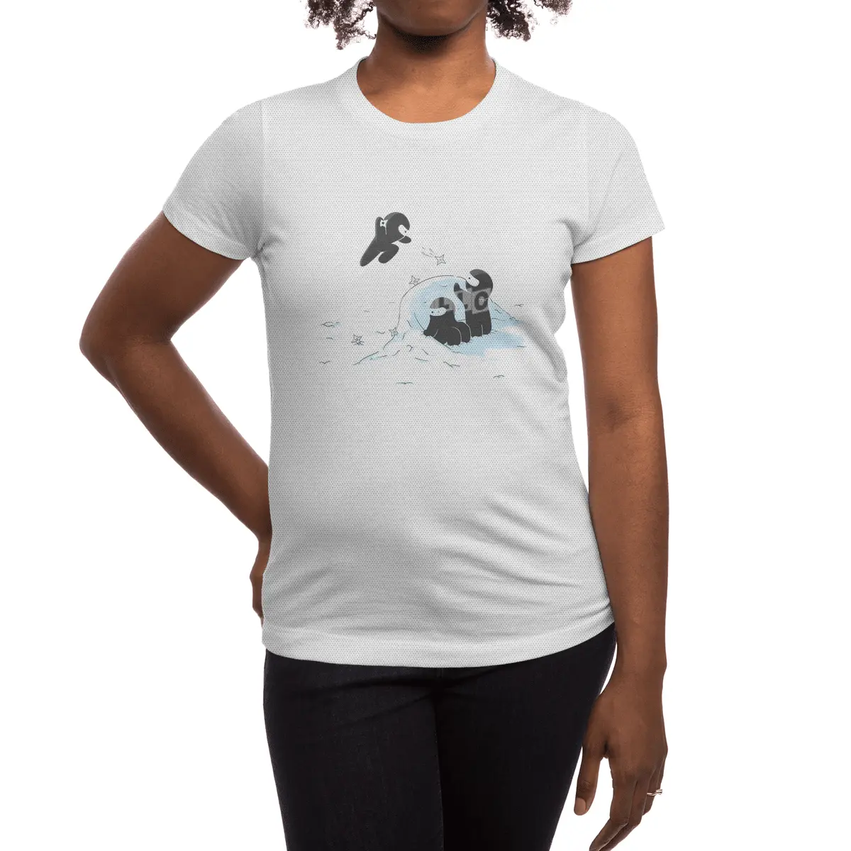 Ninjas don't camoflage well in winter Spor T-Shirt