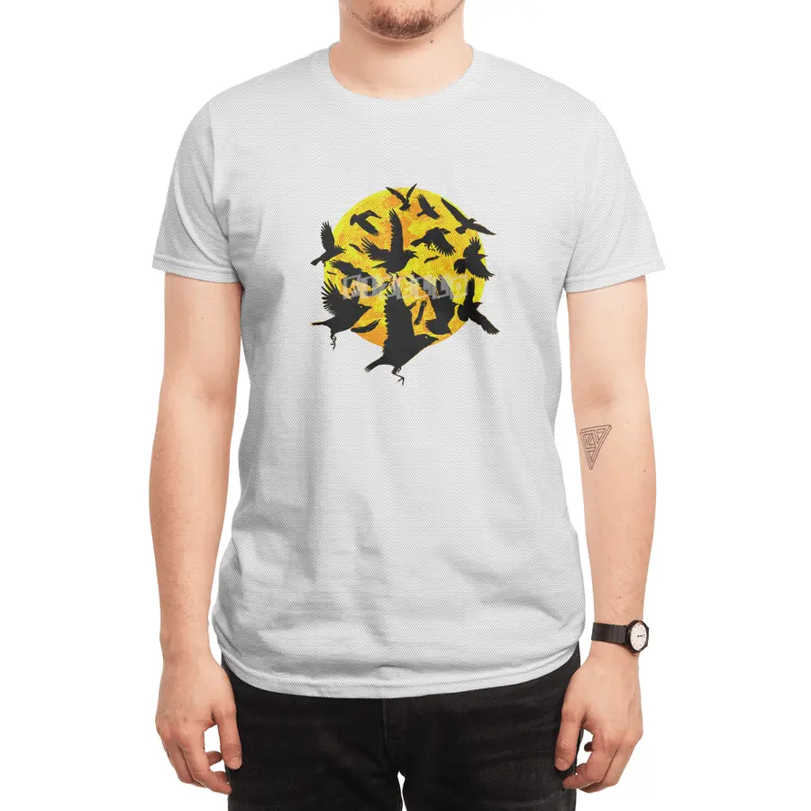 black birds flock in the dead of night Spor T-Shirt