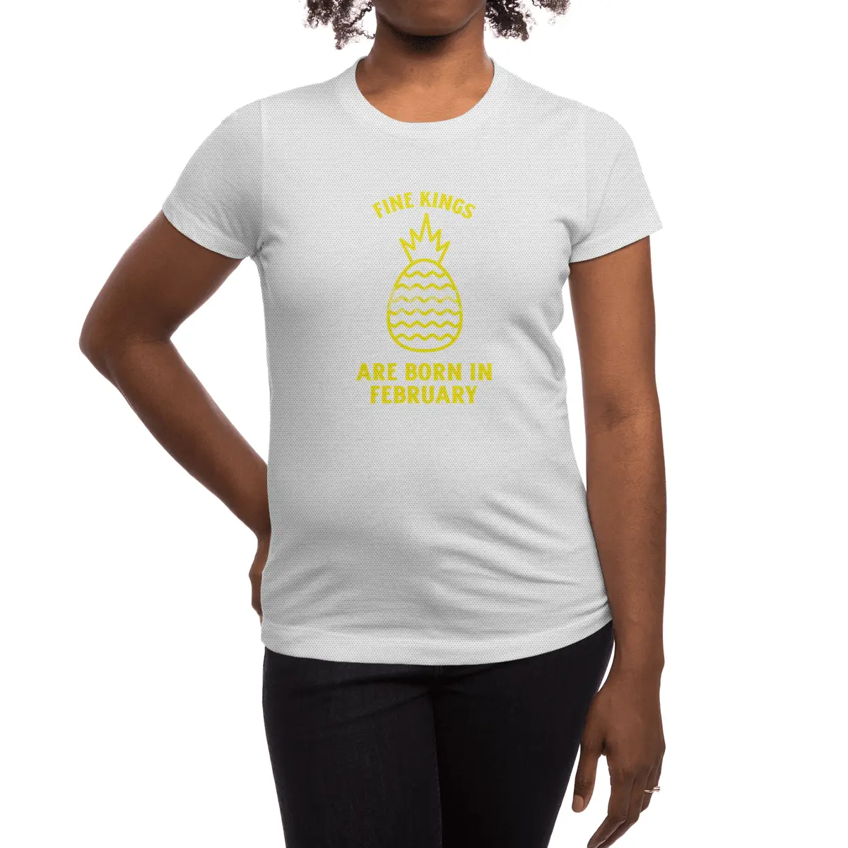 Fine kings are born in February funny pineapple birthday month Spor T-Shirt