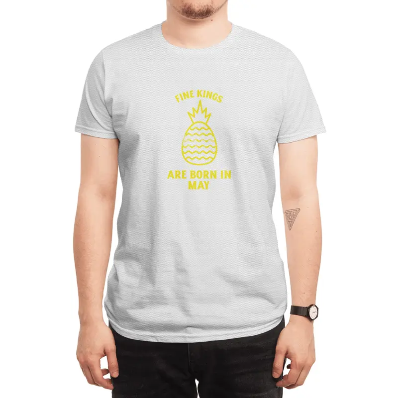 Fine kings are born in May funny pineapple birthday month Spor T-Shirt