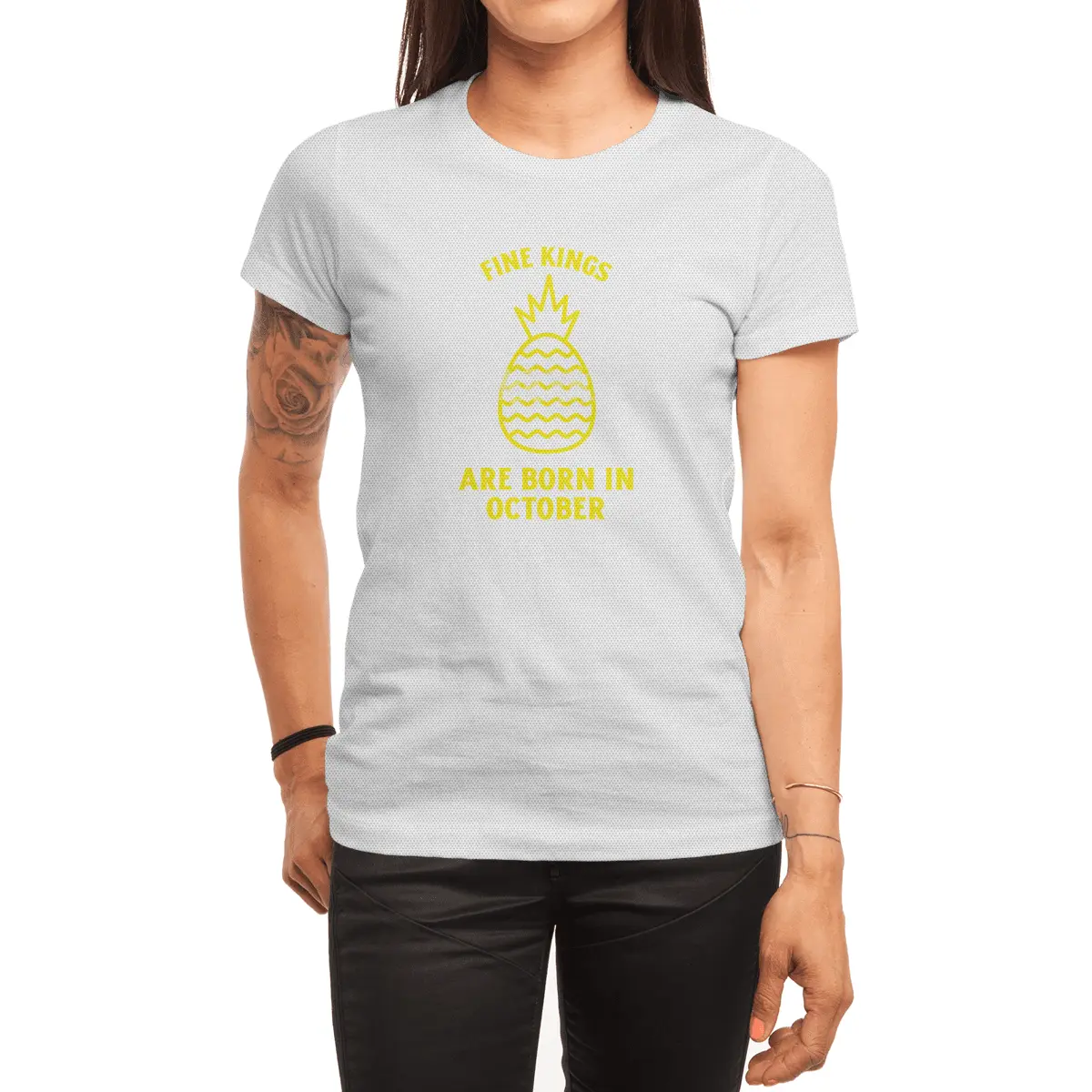 Fine kings are born in October funny pineapple birthday month Spor T-Shirt