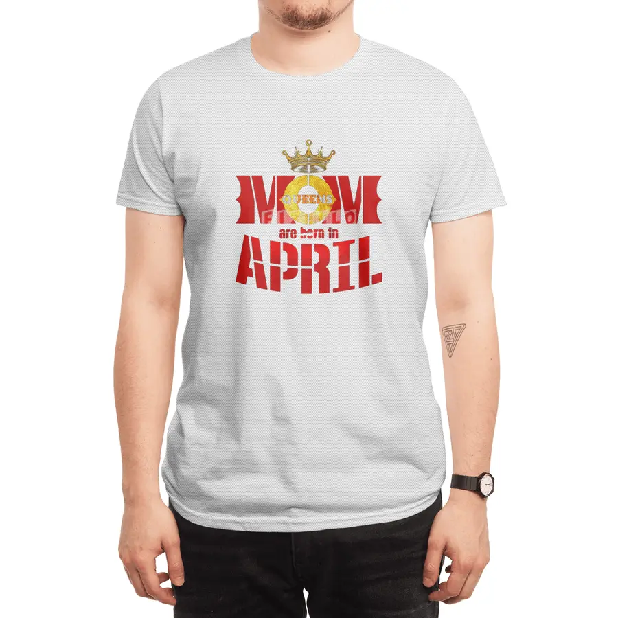Mom mother Queens are born in april Spor T-Shirt