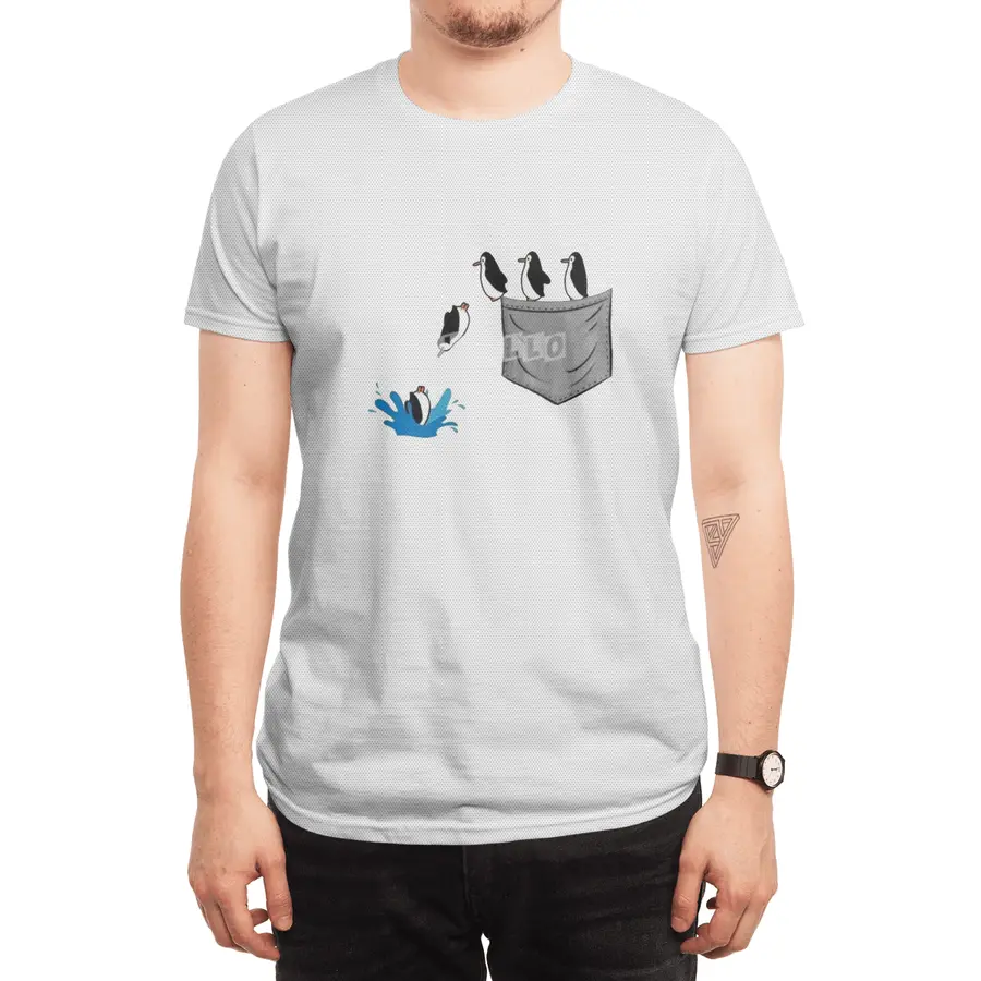 Love Penguin in pocket Women Shirt Penguin Lovers Spor T-Shirt