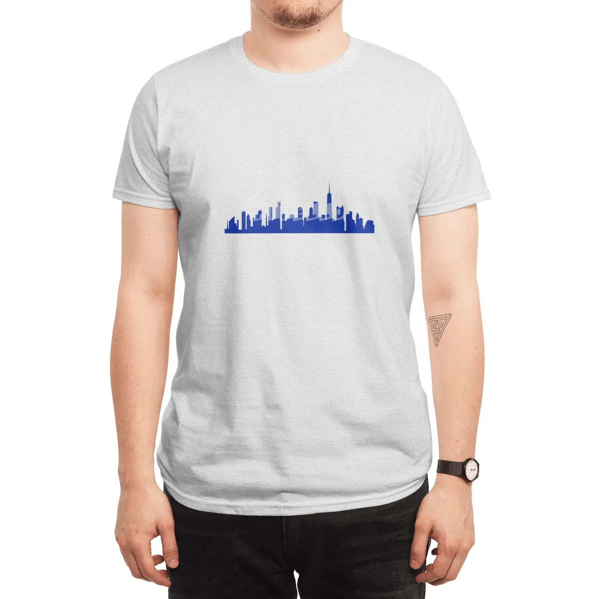 Chicago Skyline Silhouette on Distressed American Flag Spor T-Shirt