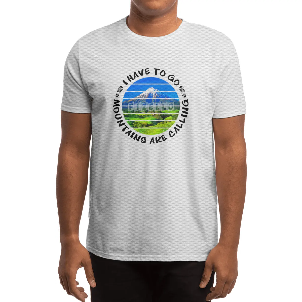 Mountains are calling I have to go walking outside in nature and enjoy the hike in the beautiful sur Spor T-Shirt