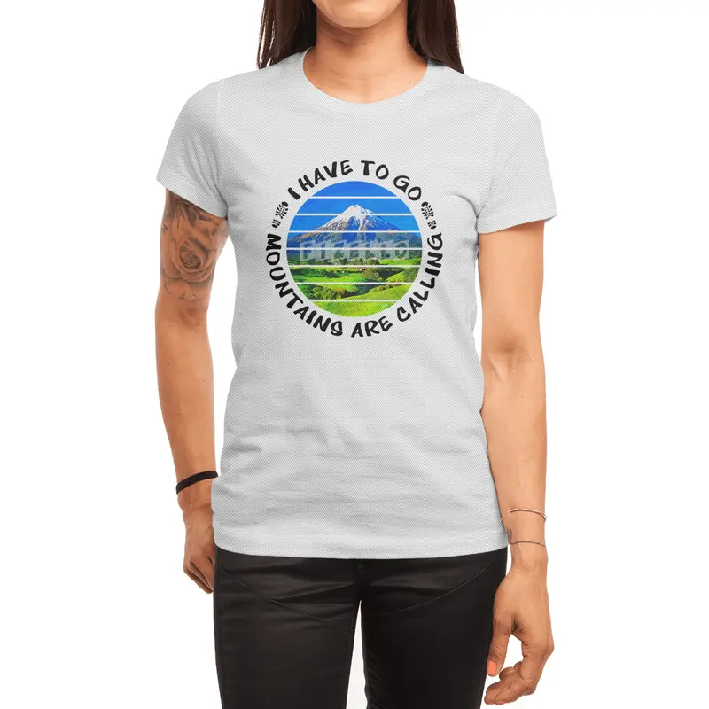 Mountains are calling I have to go walking outside in nature and enjoy the hike in the beautiful sur Spor T-Shirt