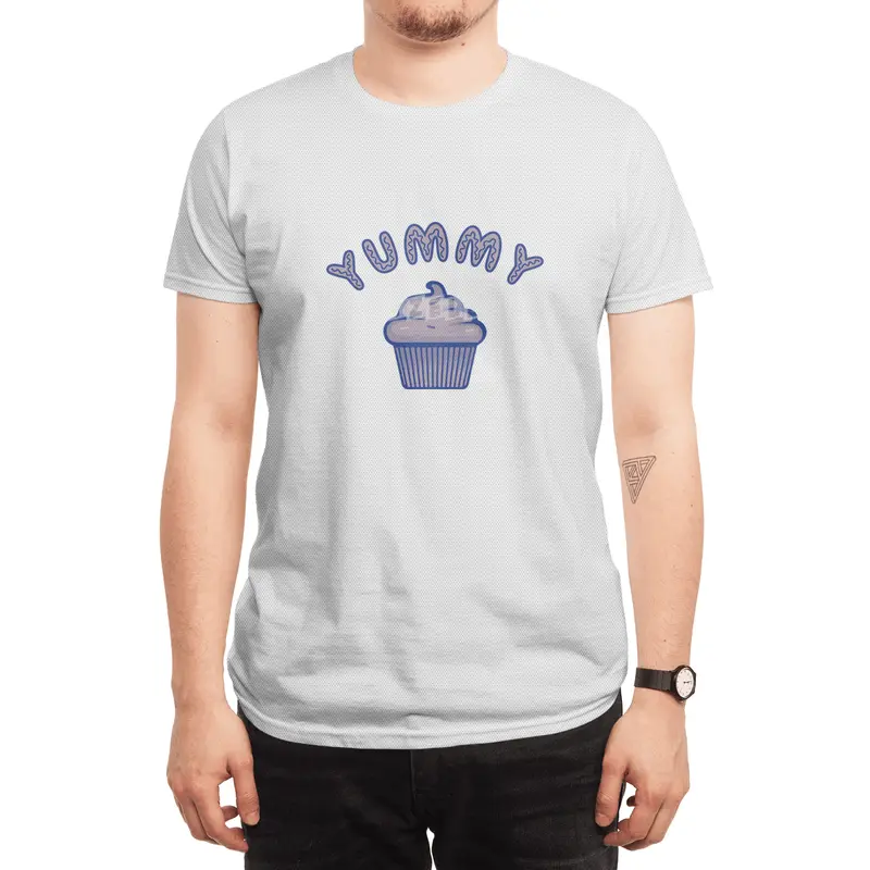 Sweet cupcake in colorful cookie muffin Spor T-Shirt