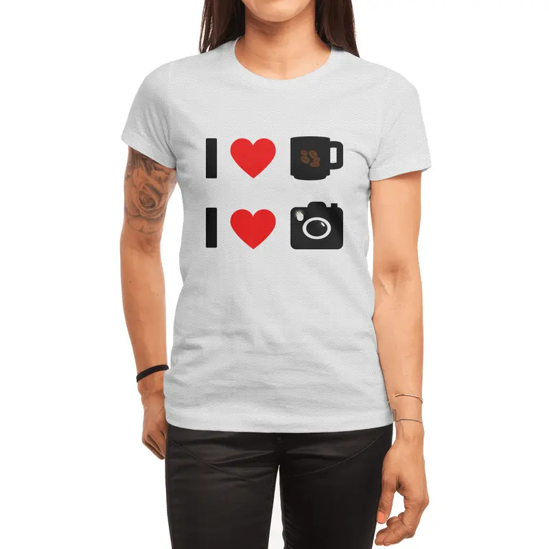 All I Need Is Coffee And My Camera Spor T-Shirt