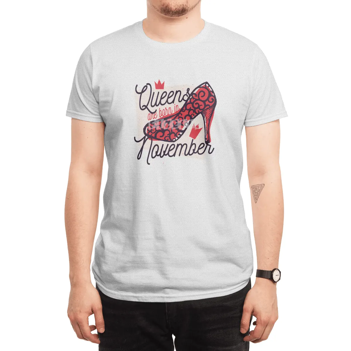 Queens are Born in November Birthday Spor T-Shirt