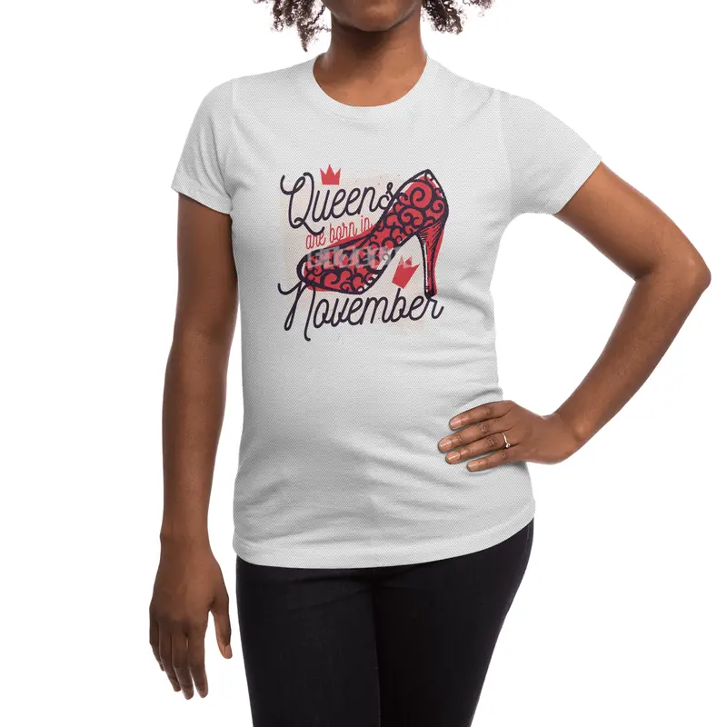 Queens are Born in November Birthday Spor T-Shirt