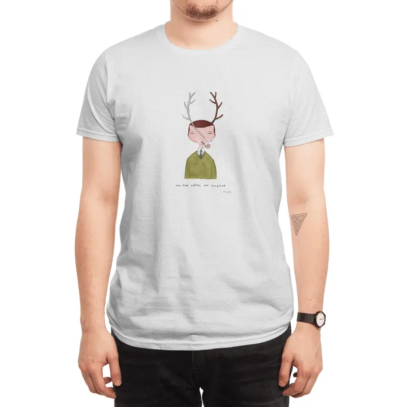 One real antler, one imagined Spor T-Shirt